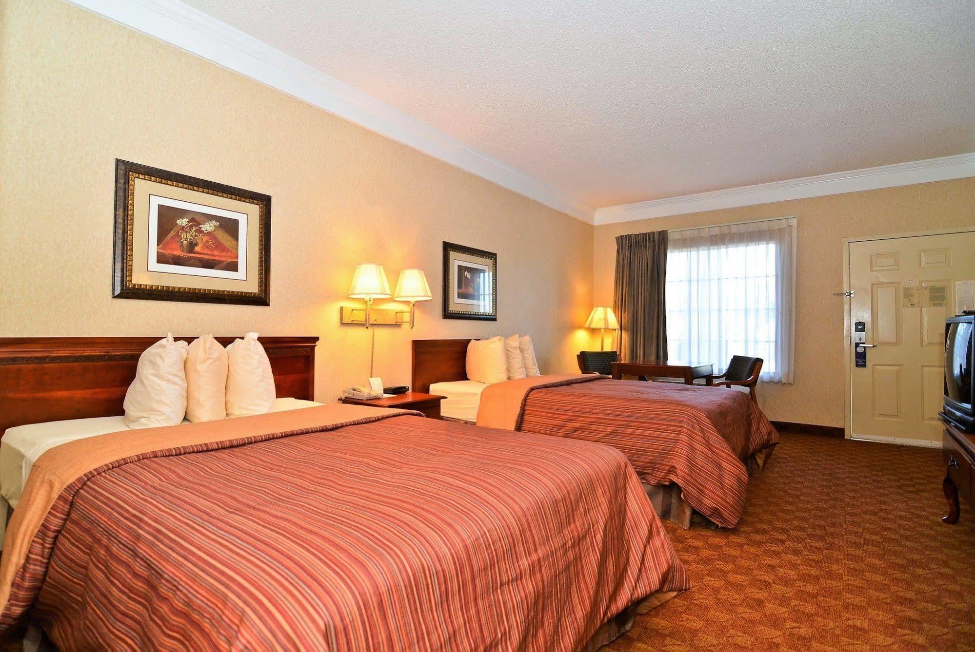 Best Western Hawkinsville Inn & Suites 외부 사진